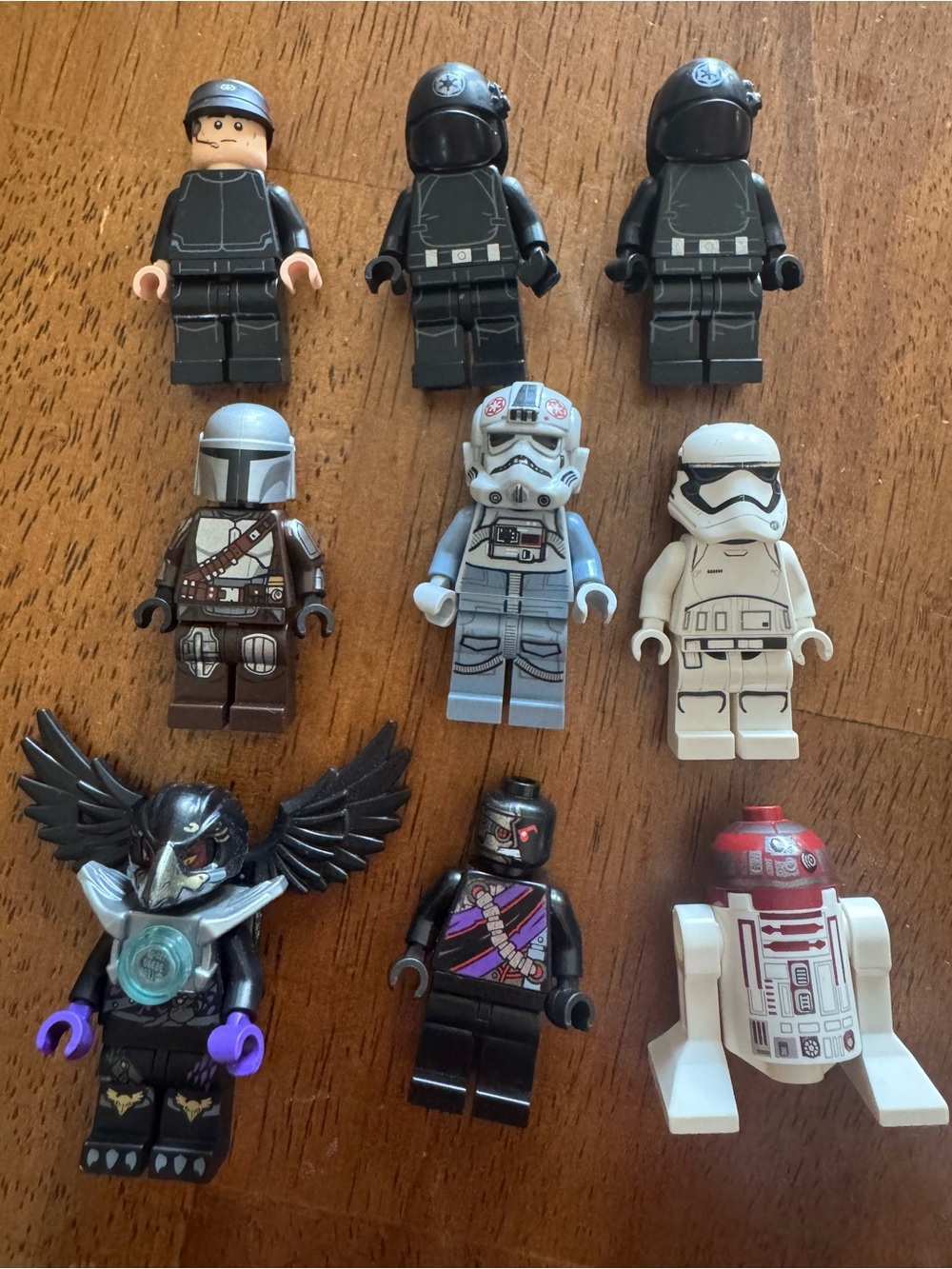 9 Mini figure Lego Lot